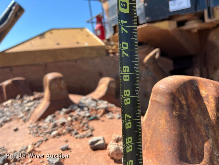 image for item DN4638 2016 Caterpillar 826K  landfill compactor