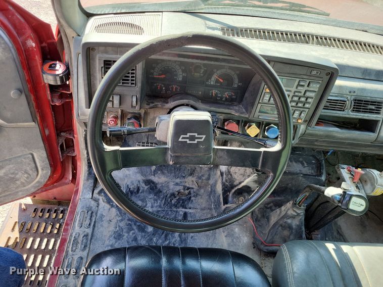 image for item DO3649 1996 Chevrolet Kodiak  dump truck