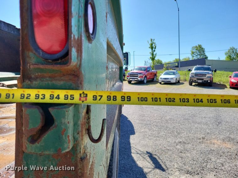 image for item DO3649 1996 Chevrolet Kodiak  dump truck