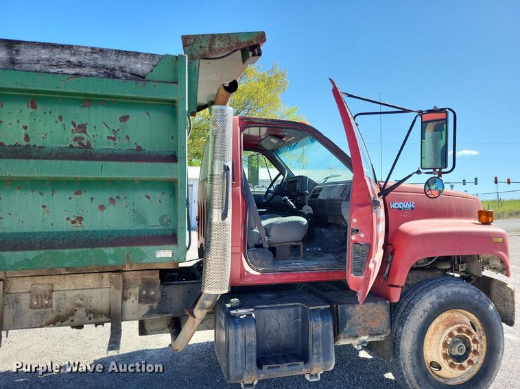 image for item DO3649 1996 Chevrolet Kodiak  dump truck