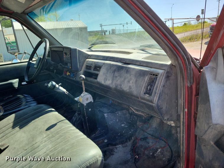 image for item DO3649 1996 Chevrolet Kodiak  dump truck