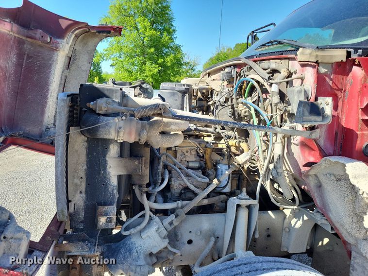 image for item DO3649 1996 Chevrolet Kodiak  dump truck