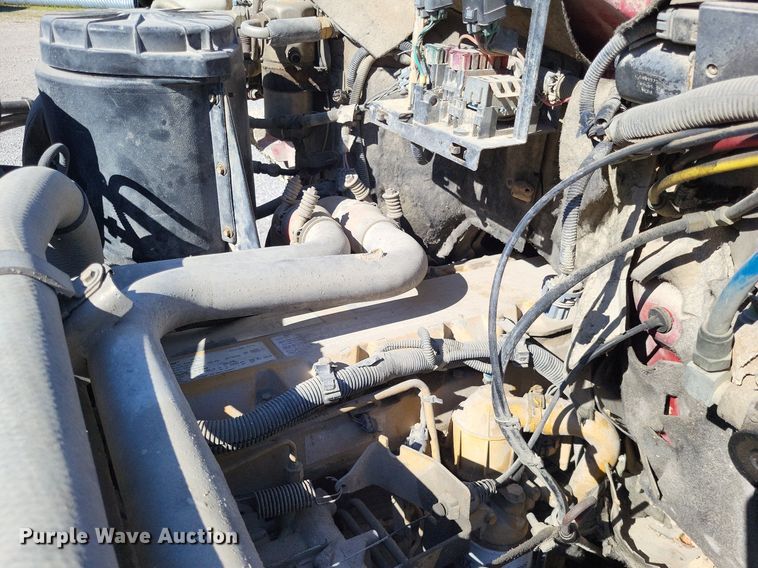 image for item DO3649 1996 Chevrolet Kodiak  dump truck