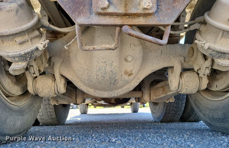 image for item DO3649 1996 Chevrolet Kodiak  dump truck