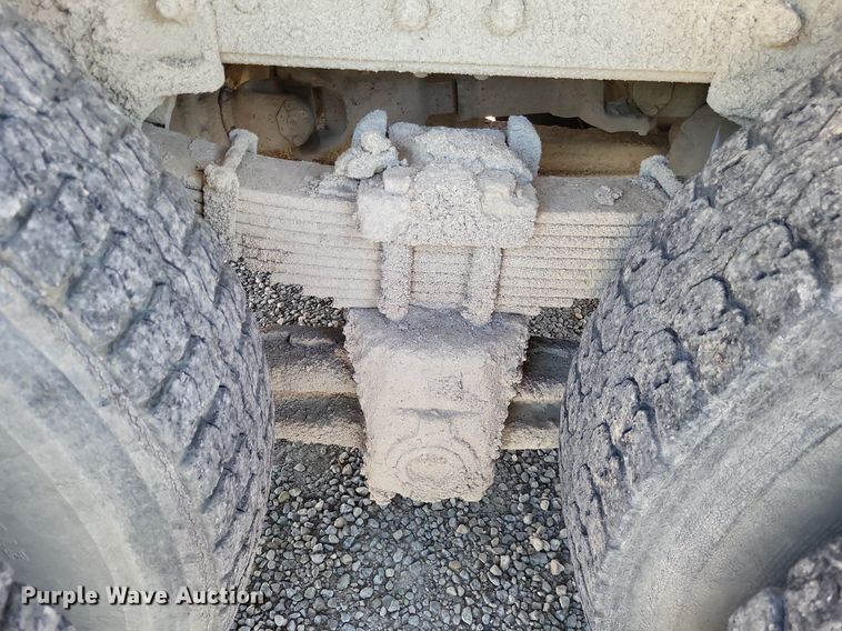 image for item DO3649 1996 Chevrolet Kodiak  dump truck