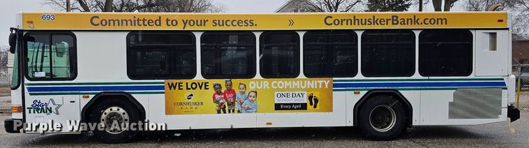 image for item DO4216 2006 Gillig G29B102N4  transit bus