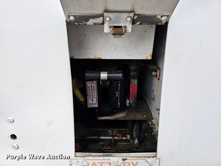 image for item DO4216 2006 Gillig G29B102N4  transit bus