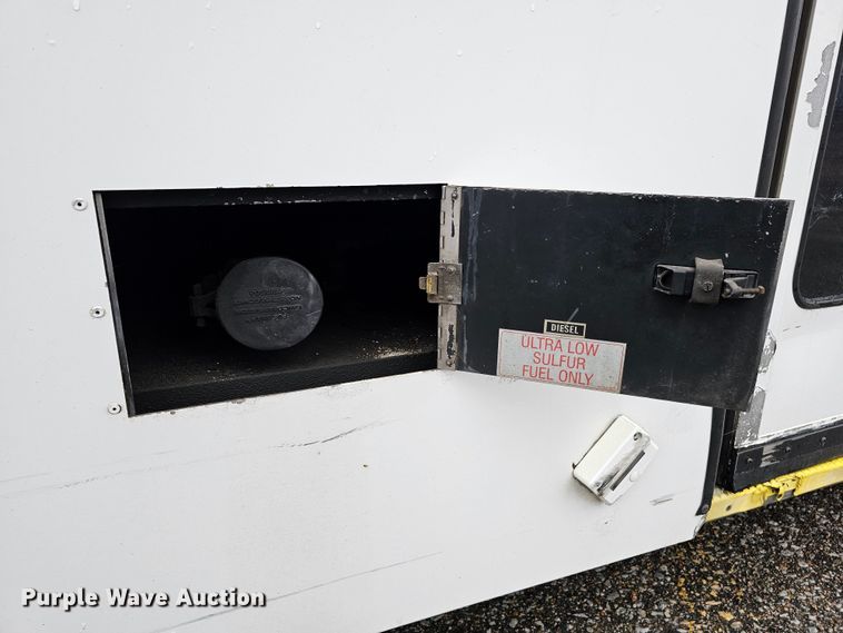 image for item DO4216 2006 Gillig G29B102N4  transit bus