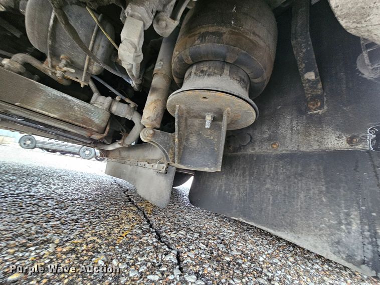 image for item DO4216 2006 Gillig G29B102N4  transit bus