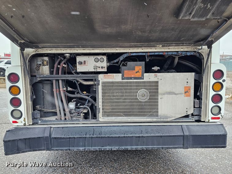 image for item DO4216 2006 Gillig G29B102N4  transit bus