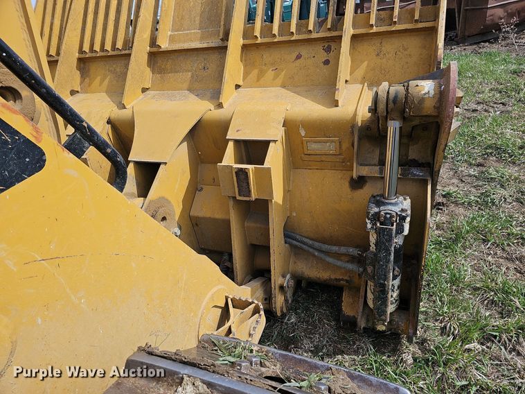 image for item DO4311 2009 Caterpillar 963D  track loader
