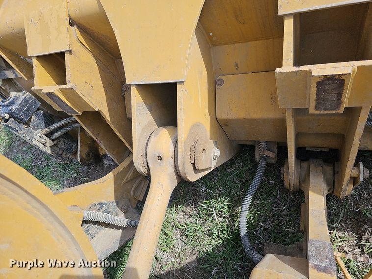 image for item DO4311 2009 Caterpillar 963D  track loader