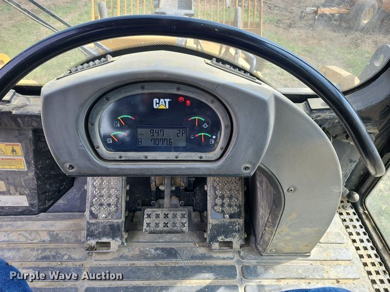 image for item DO4311 2009 Caterpillar 963D  track loader