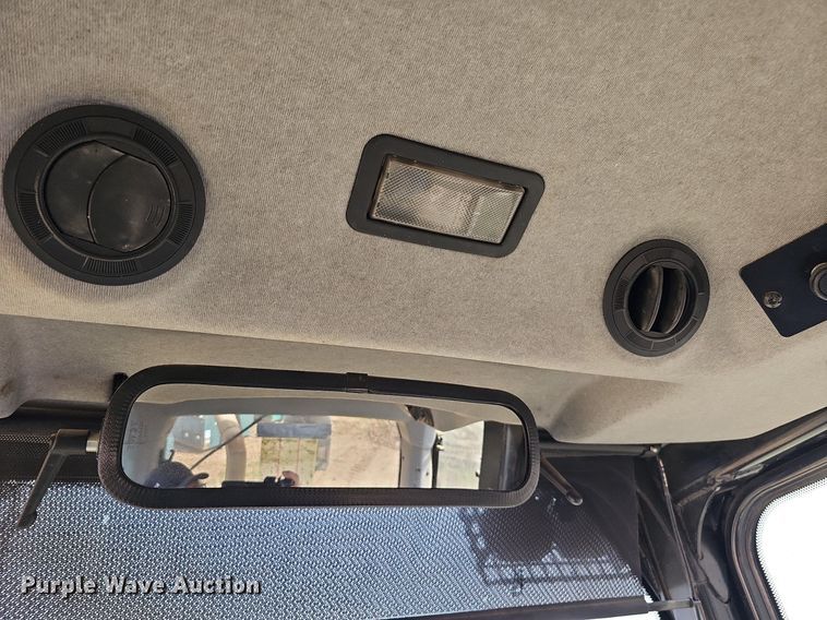 image for item DO4311 2009 Caterpillar 963D  track loader