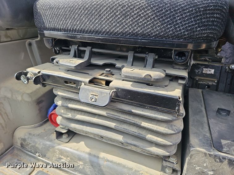 image for item DO4311 2009 Caterpillar 963D  track loader