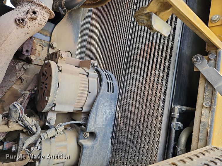 image for item DO4311 2009 Caterpillar 963D  track loader