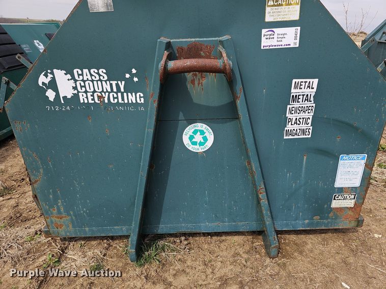 image for item DO4313 Roll-off recycling container