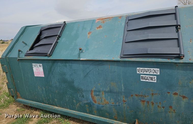 image for item DO4313 Roll-off recycling container