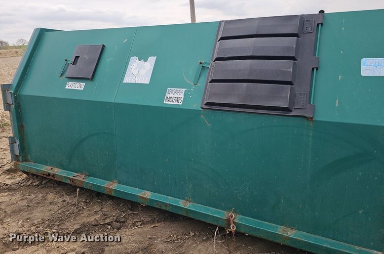 image for item DO4318 Roll-off recycling container