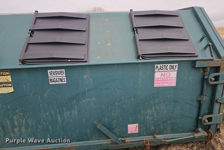 image for item DO4319 Roll-off recycling container