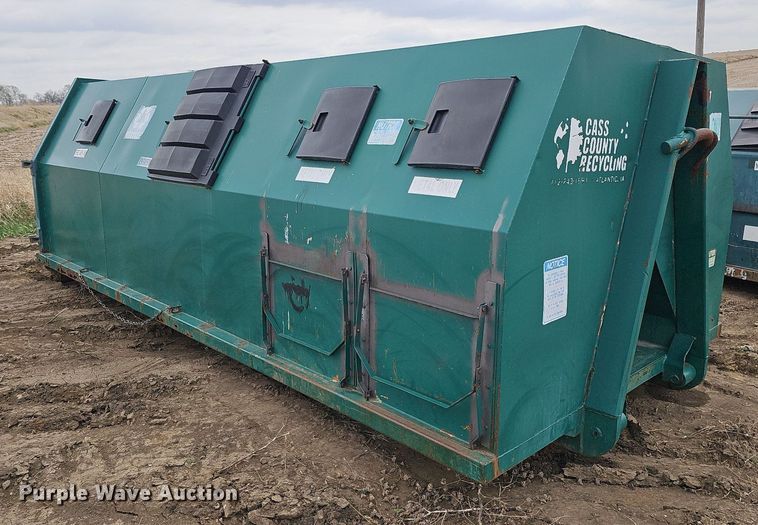 image for item DO4320 Roll-off recycling container