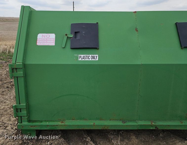 image for item DO4322 Roll-off recycling container