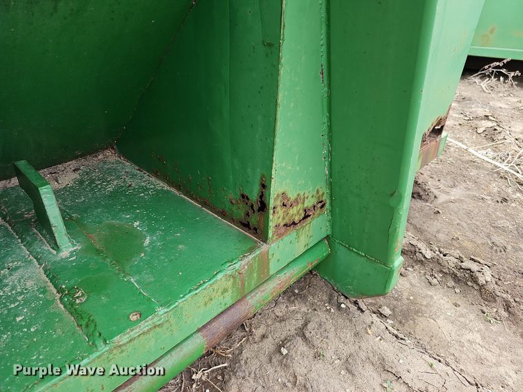 image for item DO4323 Roll-off recycling container