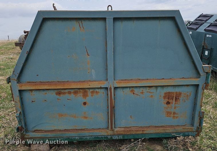 image for item DO4324 Roll-off recycling container