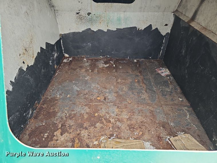 image for item DO4324 Roll-off recycling container