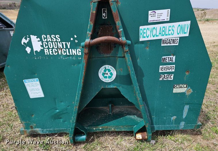 image for item DO4324 Roll-off recycling container