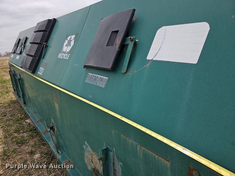 image for item DO4324 Roll-off recycling container