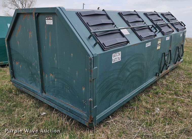 image for item DO4325 Roll-off recycling container