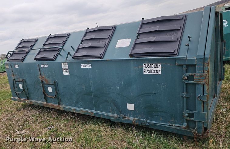 image for item DO4325 Roll-off recycling container