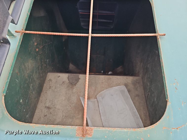 image for item DO4325 Roll-off recycling container