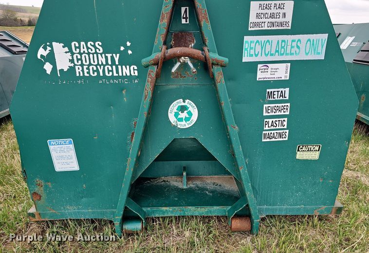 image for item DO4327 Roll-off recycling container