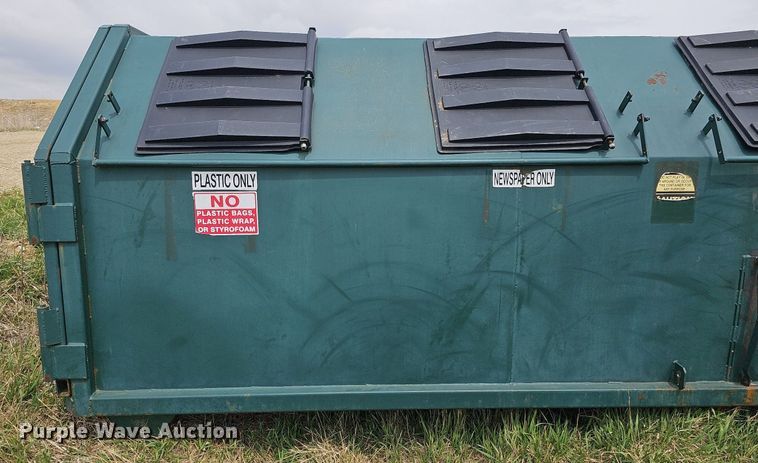 image for item DO4329 Roll-off recycling container