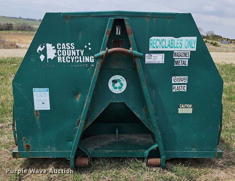 image for item DO4331 Roll-off recycling container