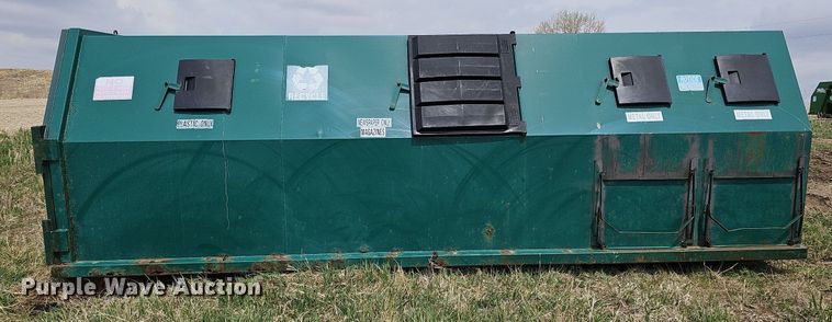 image for item DO4331 Roll-off recycling container