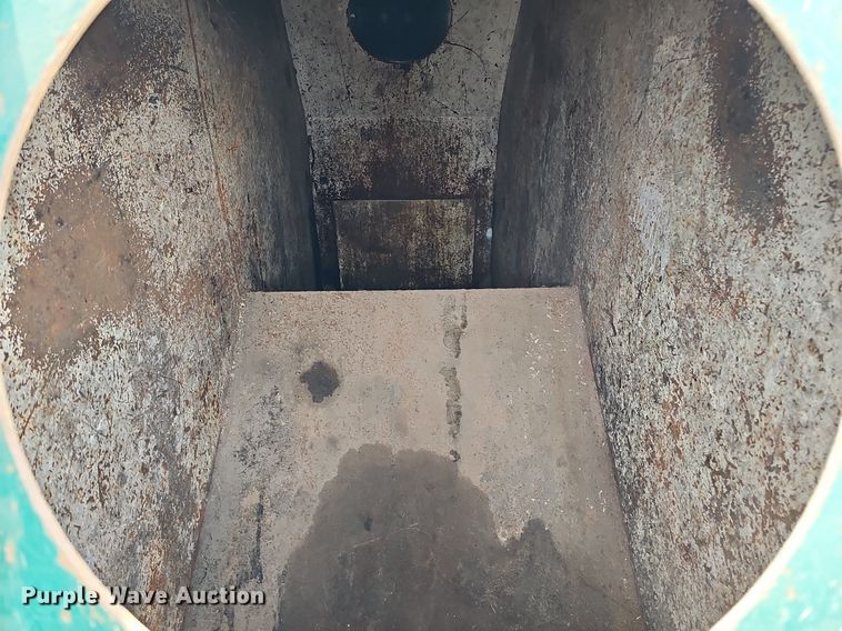 image for item DO4331 Roll-off recycling container