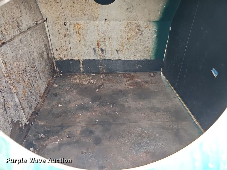 image for item DO4331 Roll-off recycling container