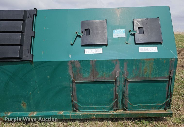 image for item DO4331 Roll-off recycling container