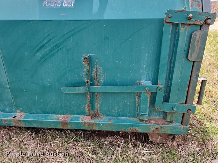 image for item DO4331 Roll-off recycling container