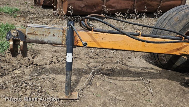 image for item DO4332 Big Dog  scraper