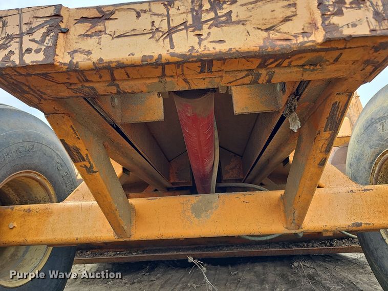 image for item DO4332 Big Dog  scraper