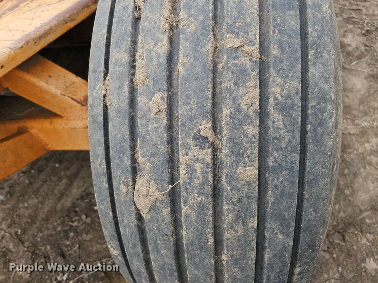 image for item DO4332 Big Dog  scraper