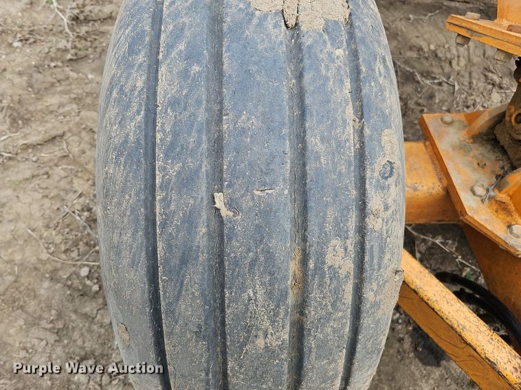 image for item DO4332 Big Dog  scraper