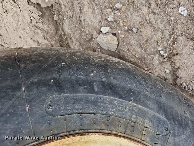 image for item DO4332 Big Dog  scraper