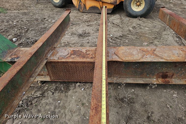 image for item DO4333 Shop built bale trailer