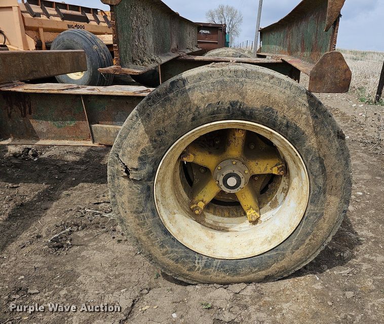 image for item DO4333 Shop built bale trailer