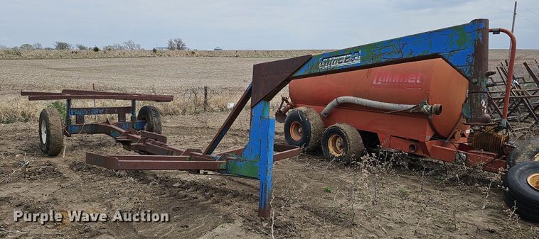 image for item DO4334 Gnuse Mfg Co  refuse bale trailer